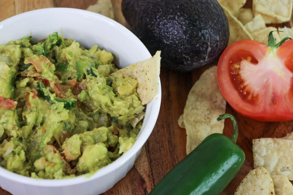 Best Ever Chunky Jalapeño Guacamole Recipe - Pepper Geek