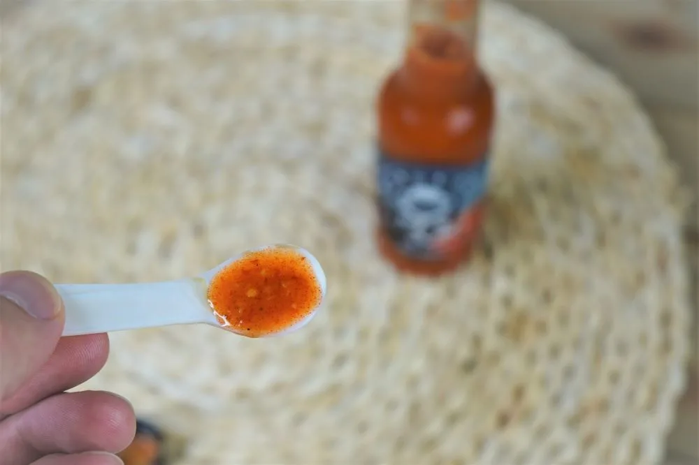 Monoloco Pierdealmas Hot Sauce On Spoon