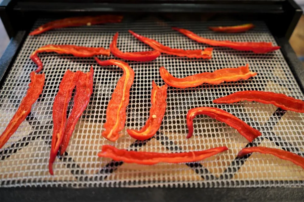 How To Dry Cayenne Peppers in Dehydrator