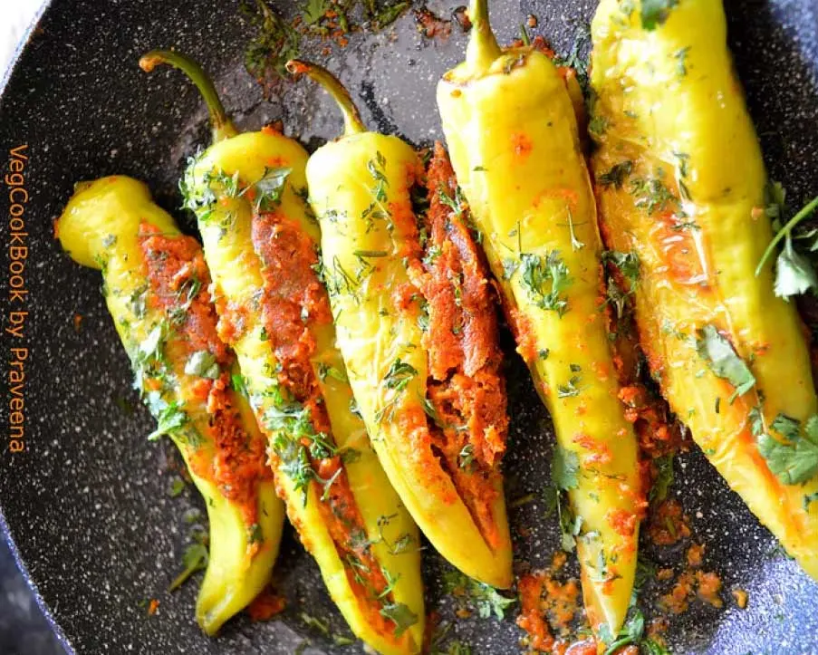 Stuffed banana peppers