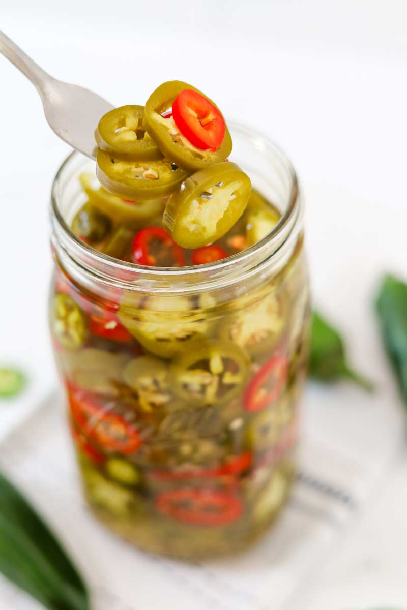 Pickled jalapeno peppers 