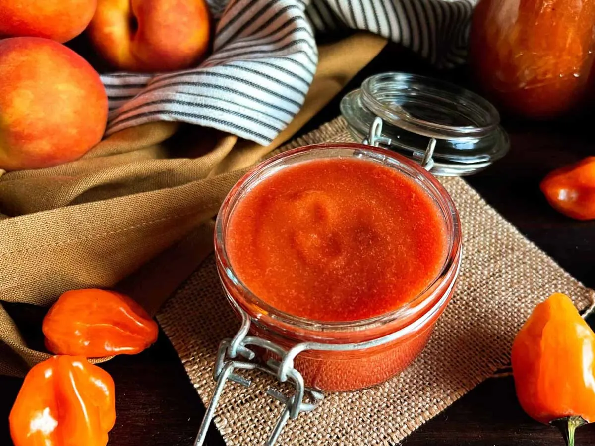 Smoked peach hot sauce