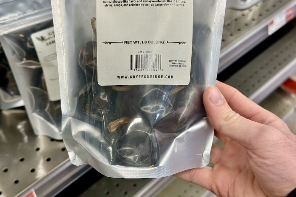 Cascabel peppers